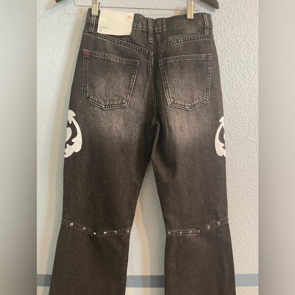 NWT BDG ‘90s Mid-Rise Bootcut Embellished embroidered western jeans size 26 - Picture 12 of 13
